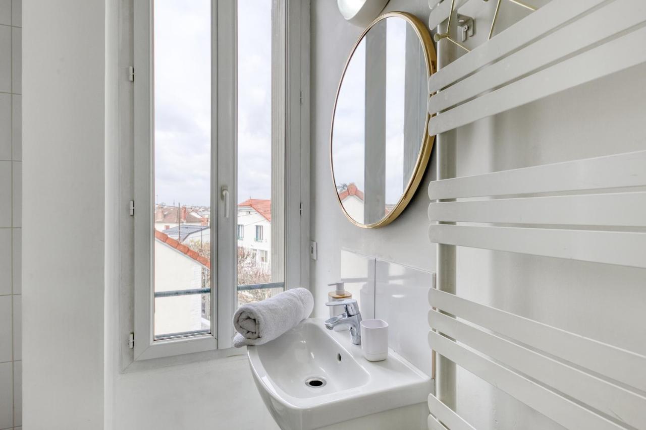 Apartment Escale, 15 Min De Paris, A 200m Du Rer A Sartrouville